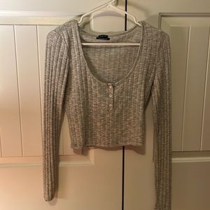 Urban outfitters gray long sleeve with buttons